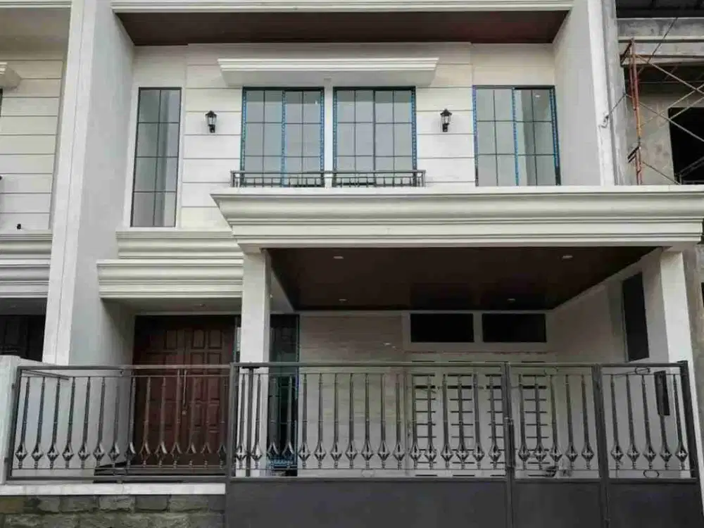 Rumah Gress Mewah Araya Dengan 2 Master Bedroom Siap Huni