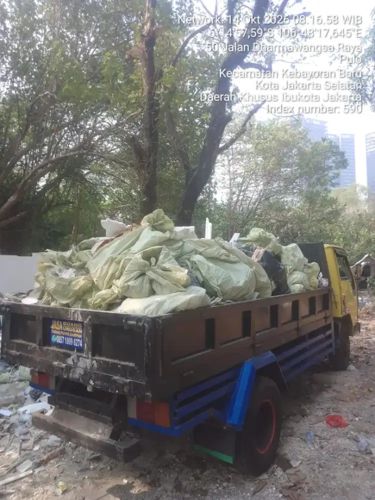 Jasa buang puing dan angkut sampah