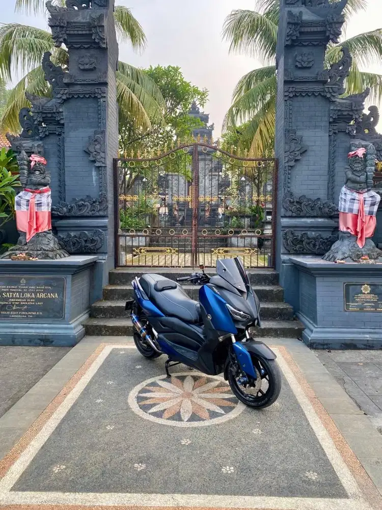 XmaX 2021 Signature Biru Low KM