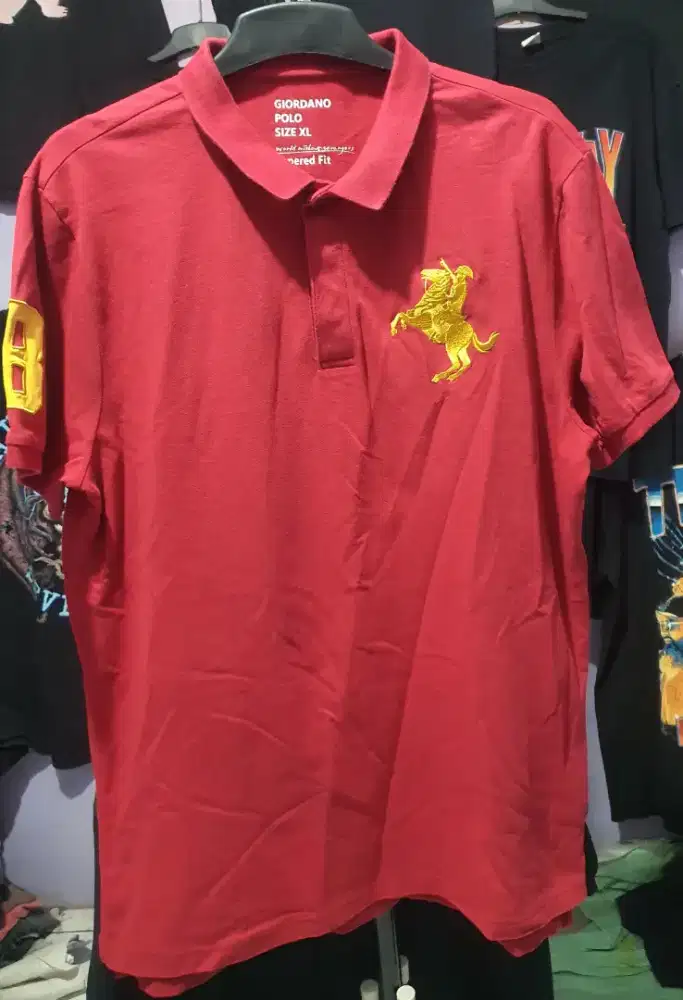 Kaos kerah Giordano