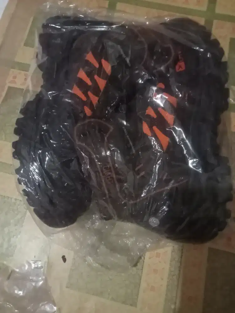 Jual sepatu Baru