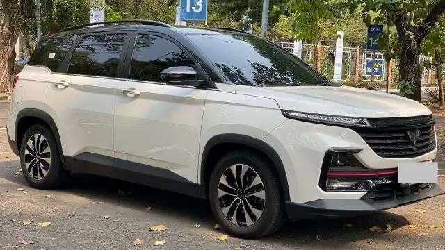 Wuling Almaz 2022 Bensin