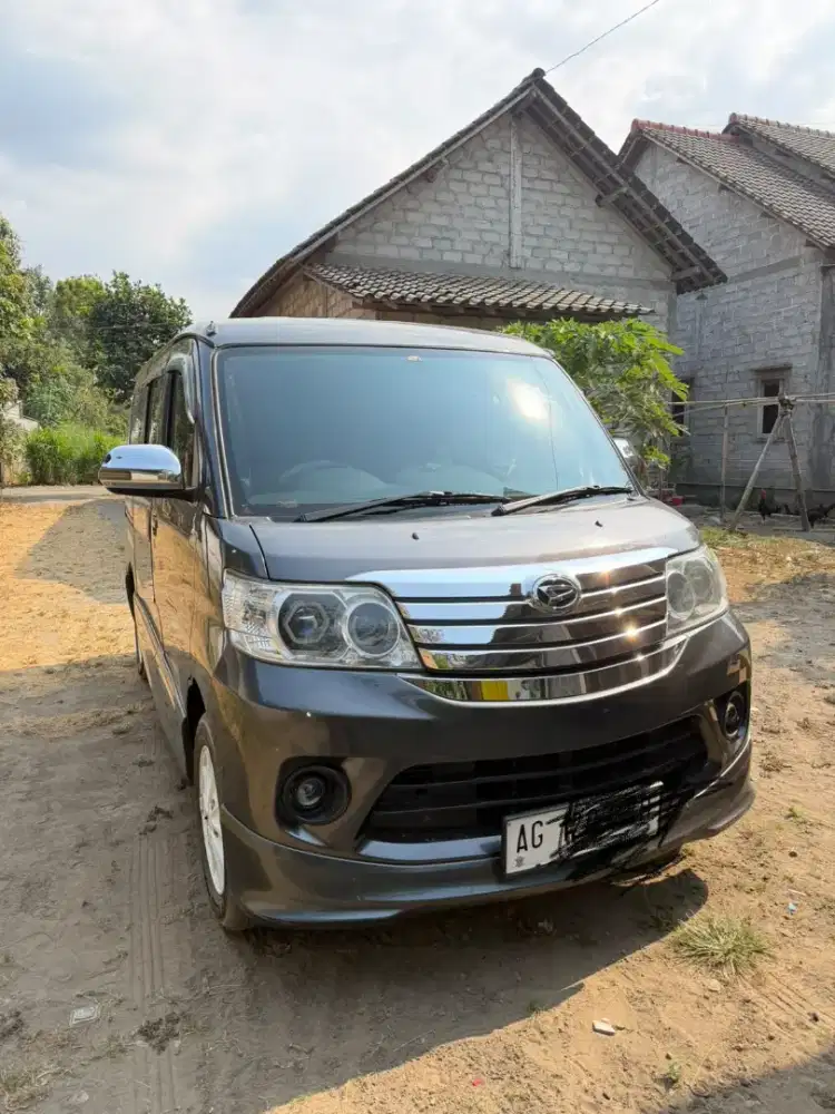 DIJUAL MOBIL LUXIO PLAT AG KEDIRI MOBIL TERAWAT