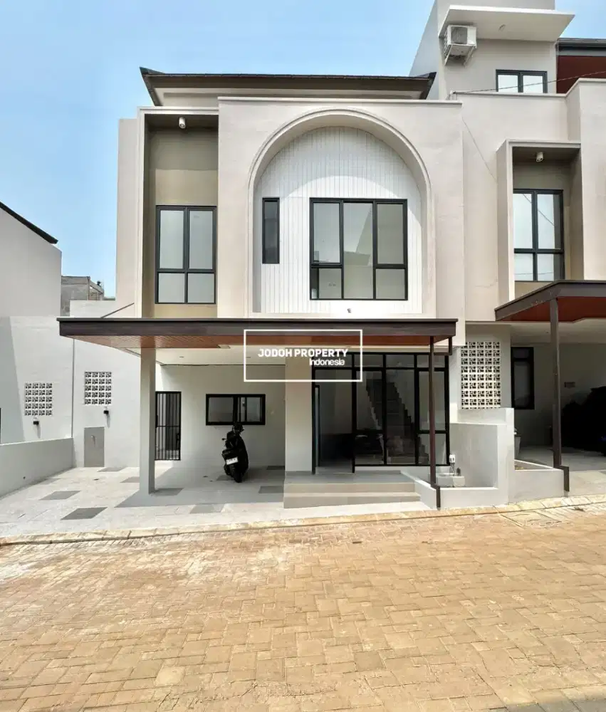 JUAL RUMAH DALAM TOWNHOUSE DI CIRENDEU DEKAT MRT LEBAK BULUS