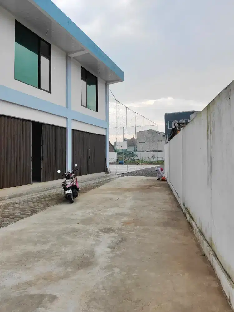 Pembantu laki laki