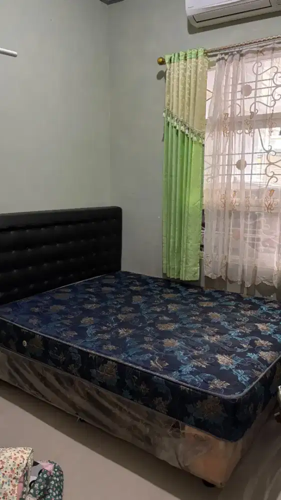 Jual Kasur Spring Bed + Divan Bekas