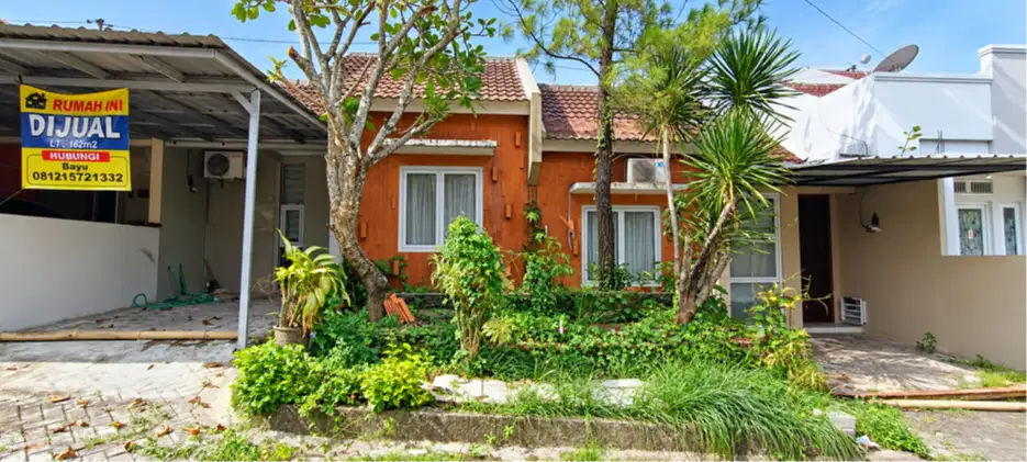 DISEWAKAN RUMAH LB:110 DI GREENWOOD. BEBAS BANJIR. TEMPAT TENANG.