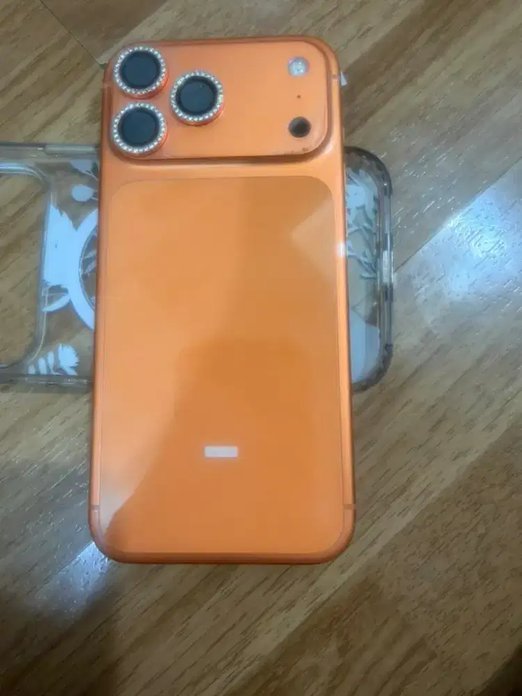 Di Jual Iphone 17 Pro Max 256gb mulus garansi Nov 2026