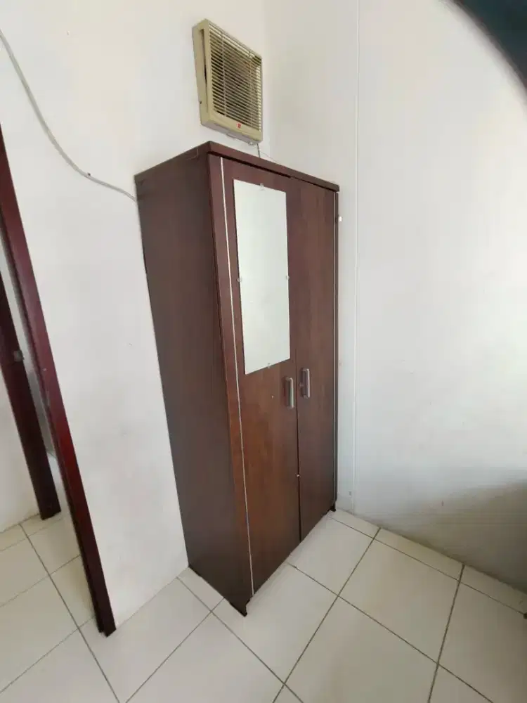 Lemari pakaian 2 pintu pembelian 2015