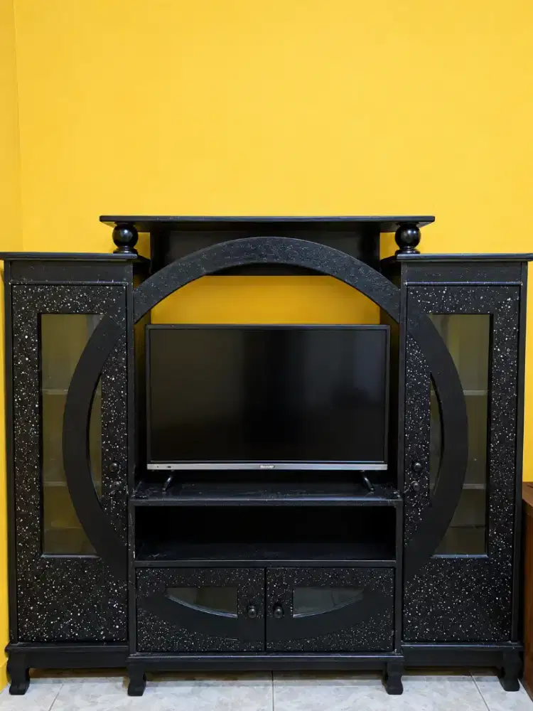DIJUAL BUFET TV. MASIH BAGUS