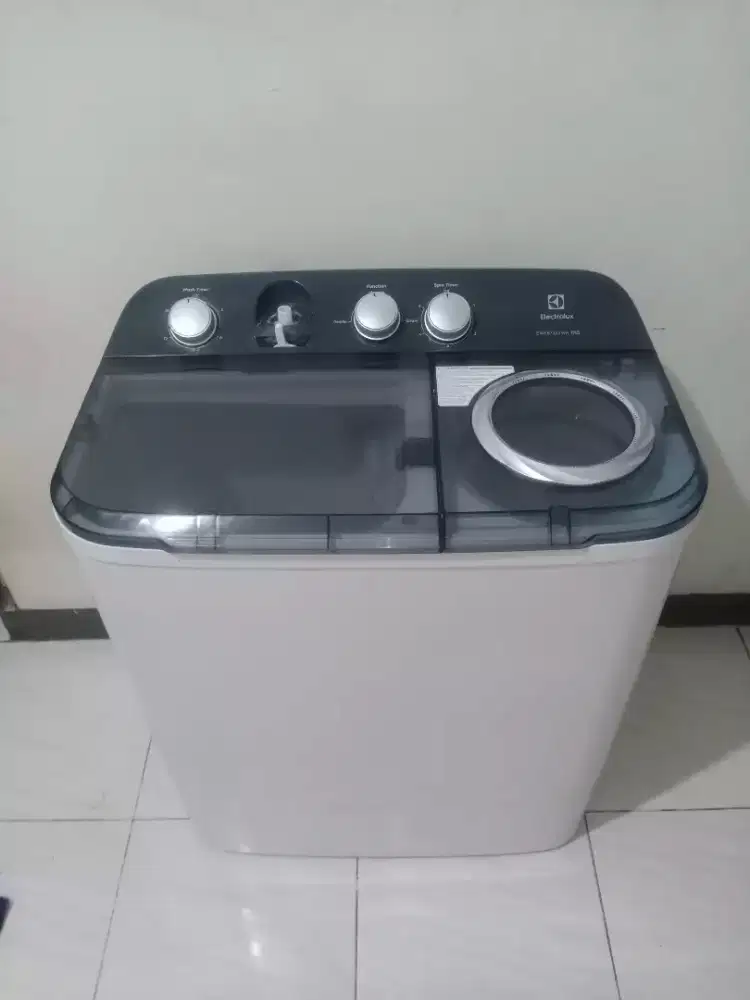 Mesin cuci Electrolux 7kg