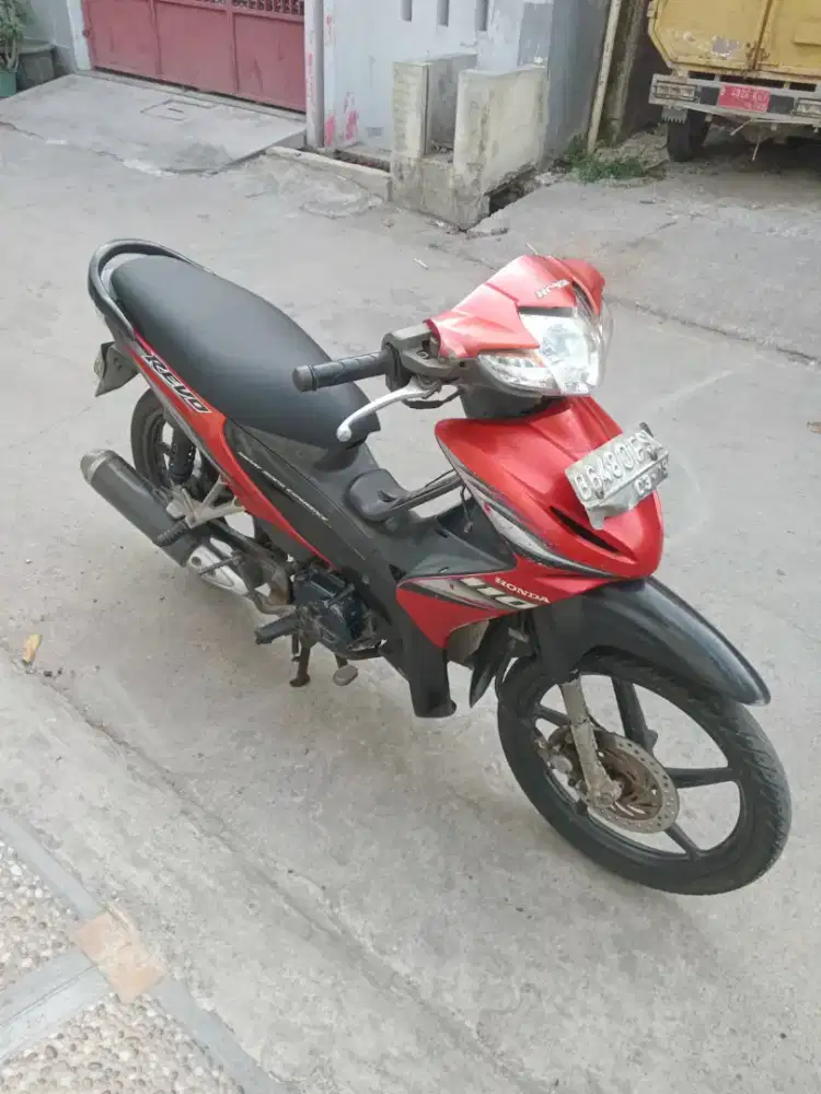 Honda Absolute Revo 2009 CW,ss lengkap mesin bagus, Bekasi kabupaten