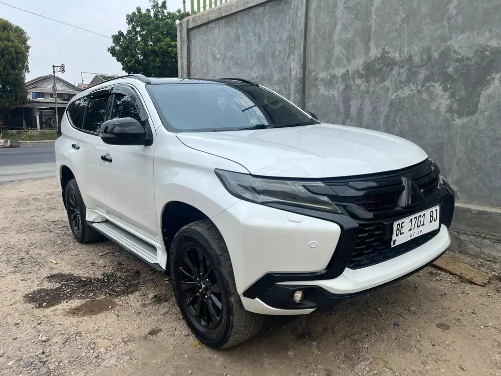 PAJERO DAKAR SUNROOF PUTIH BE KOTA