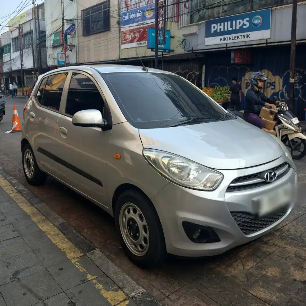 2012 Hyundai i10 Mobil City Car Kia Picanto Honda Brio Toyota Agya