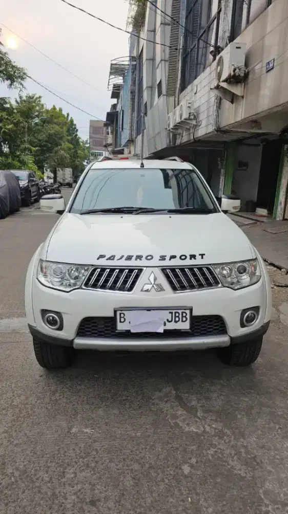 Mitsubishi Pajero Exceed 2.5.AT, Metic 2011