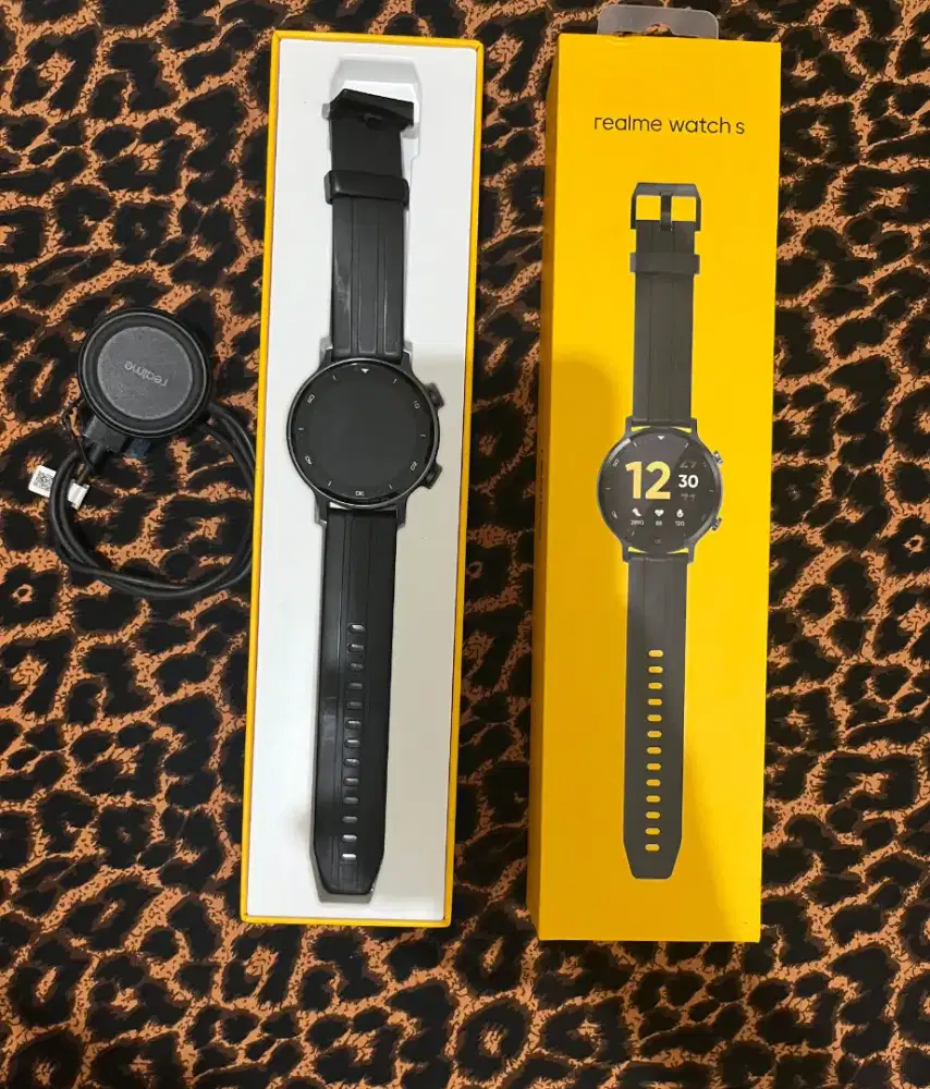 Jam Tangan Realme Watch S