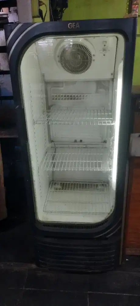 Showcase minuman