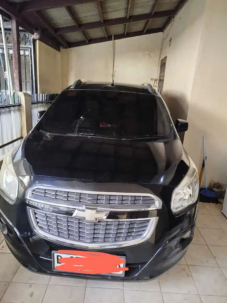 Chevrolet Spin 2014 Bensin