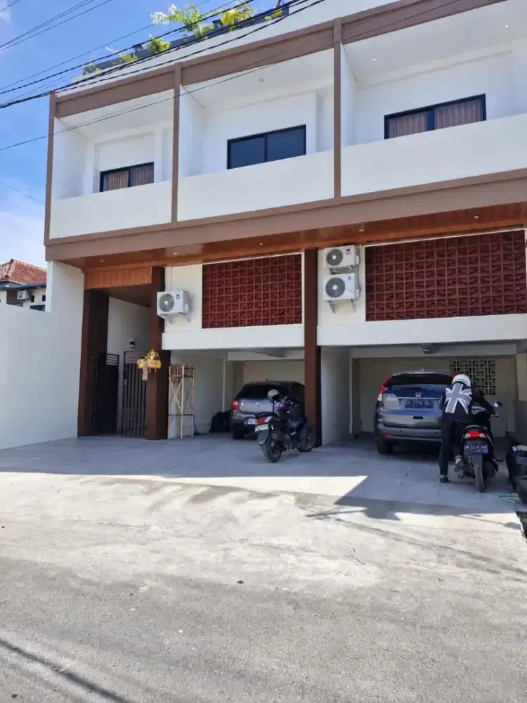 Apartemen baru 3 lantai furnished di Jl Tukad Badung Renon Denpasar