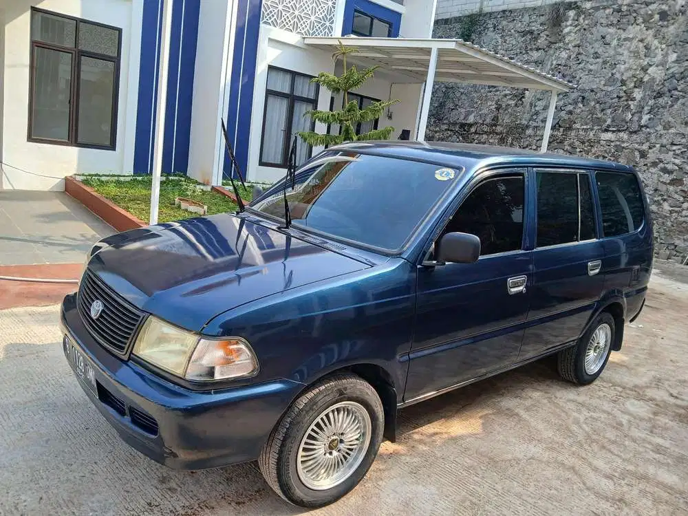 Toyota Kijang 2001 Bensin