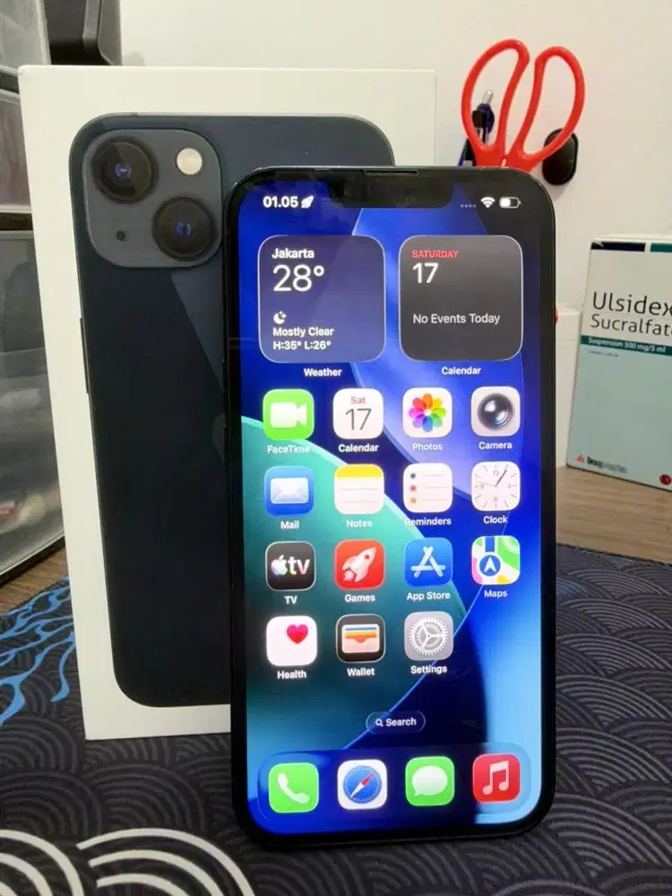 Iphone 13 Basic 128 GB Midnight ex Garansi Ibox