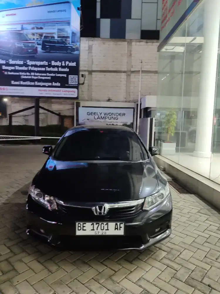 Honda Civic 1.8 FB AT 2013