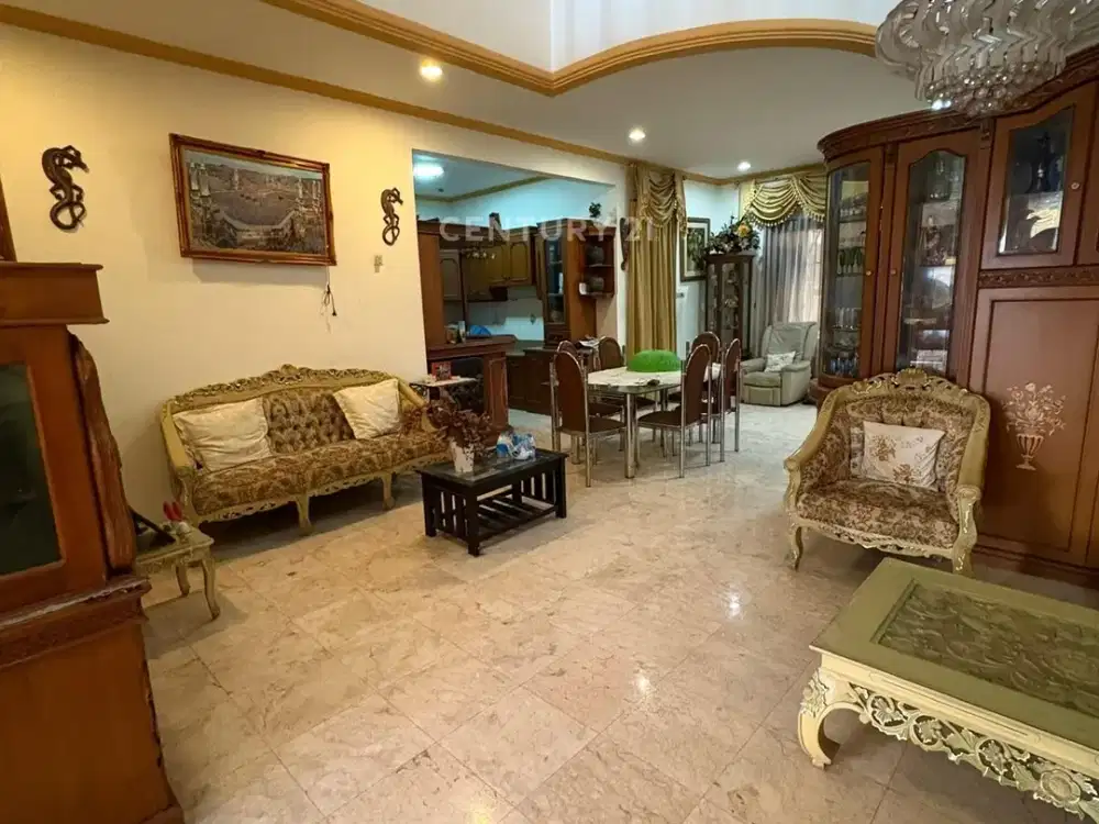 Dijual Rumah Lokasi Strategis Dekat Mall Di Pejaten Barat Pasar Minggu Jaksel