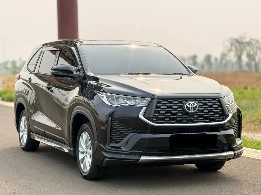 Km 5 rb ! Zenix v hybrid 2026 like new termurah yang cepet aja !