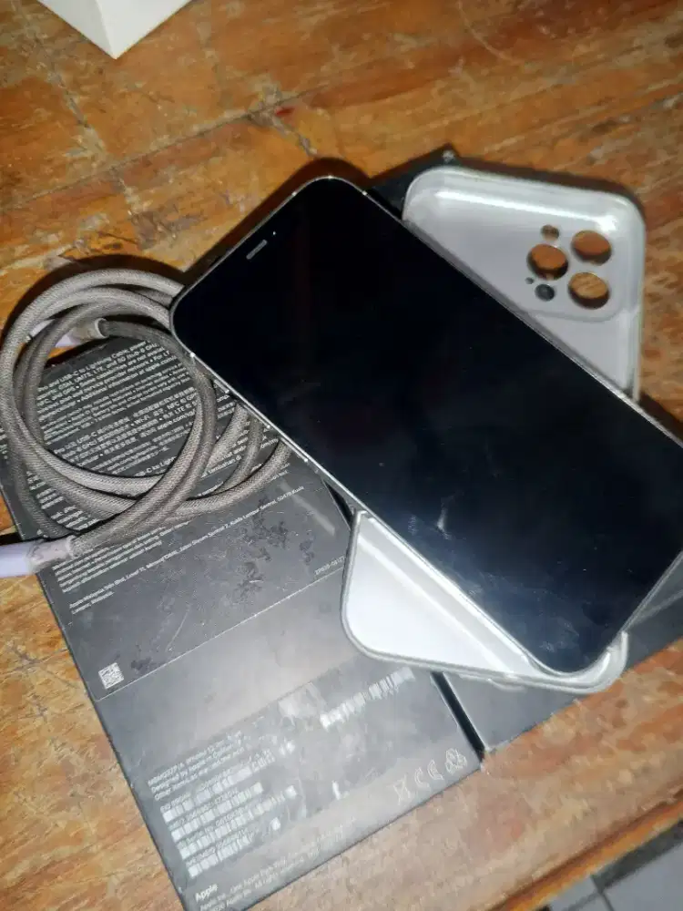 iPhone 12pro 256gb whitelist ex inter