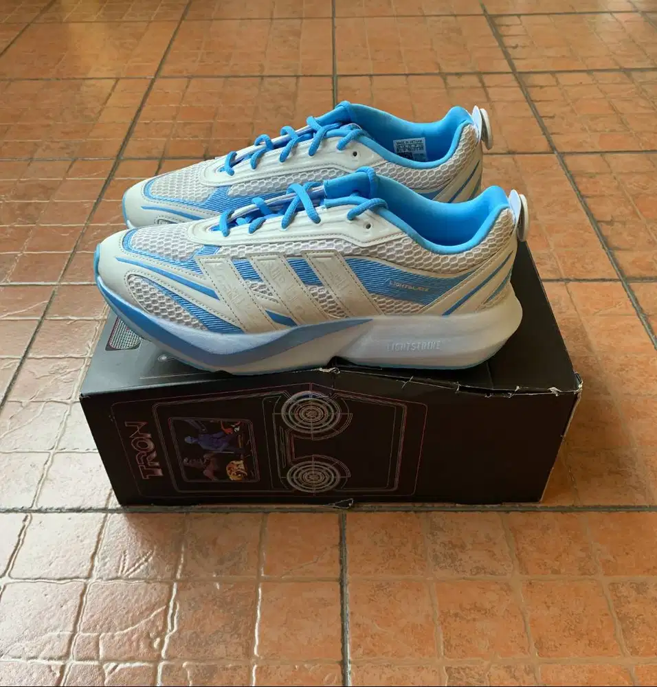 Adidas Lightblaze Glow x Tron (Special Box) Size US 9.5 / Euro 43 BNIB