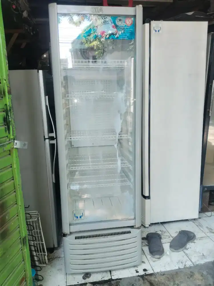 Showcase gea jumbo 5rak normal dingin siap pakai