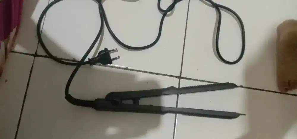CATOKAN CURLY+LURUS MERK AMARA