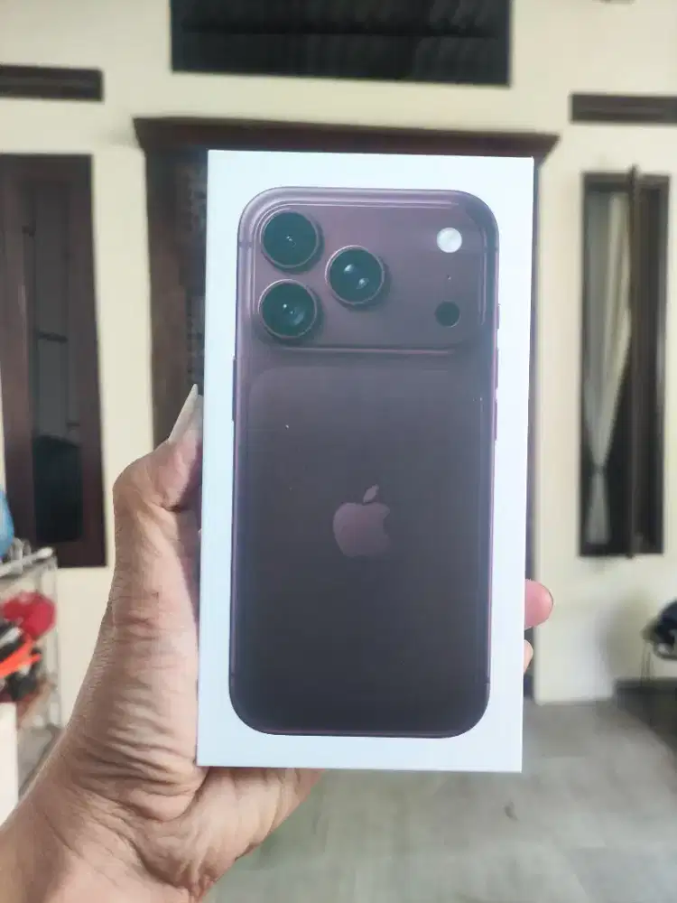 iPhone 18 Pro 256GB Burgundy ibox New BNIB