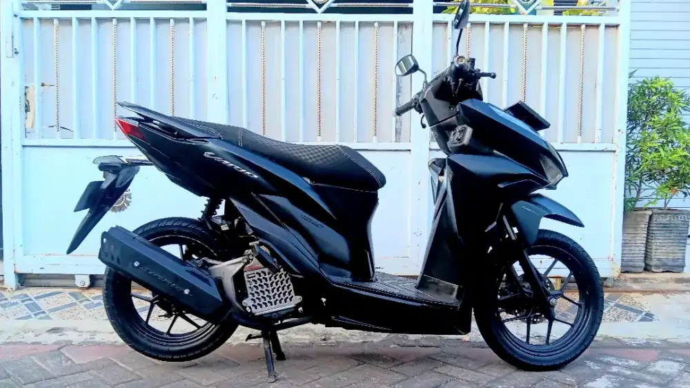 Mewah HONDA VARIO 125 CBS ISS 2022 Black doff.pajak baru