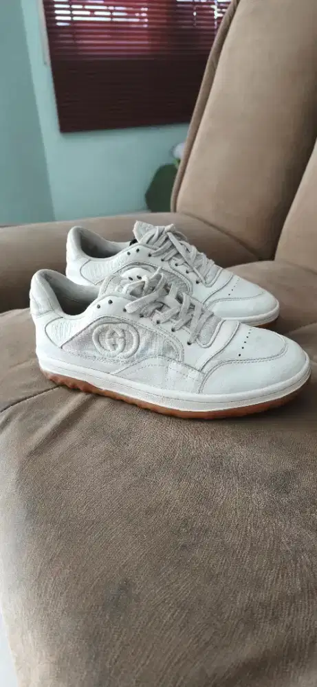 Dijual cepat sepatu Gucci size 36