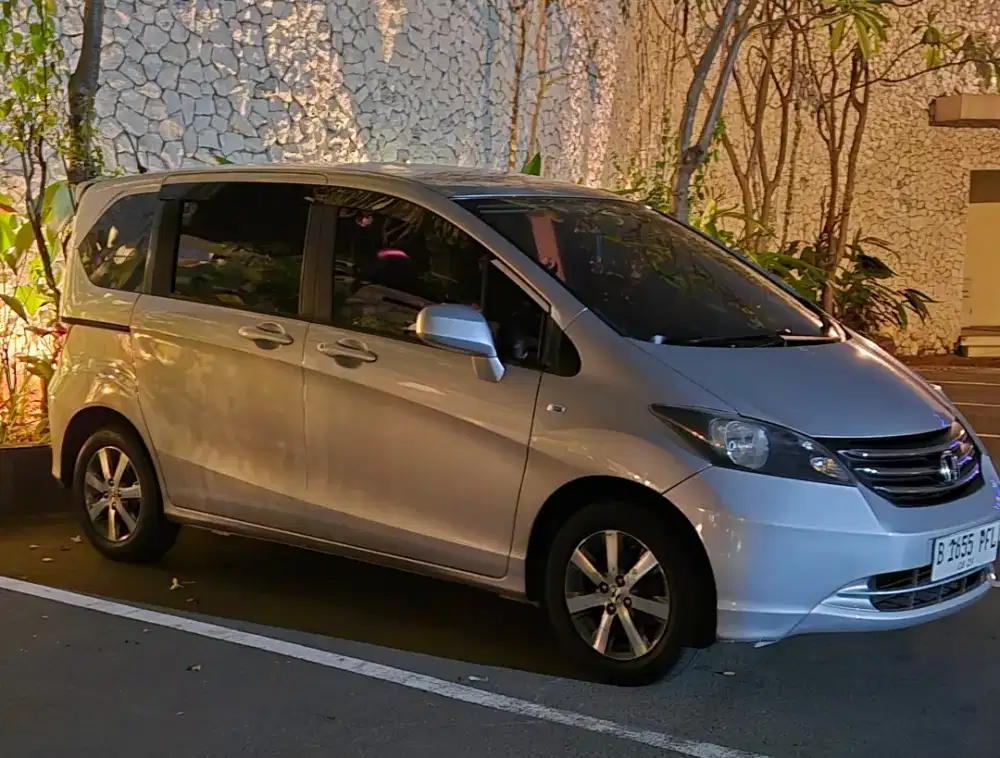 Honda Freed PSD 1.5 E A/T
