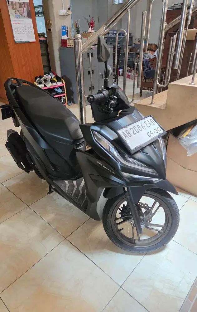 Vario 125 k2v keyless hitam 2025 gbm