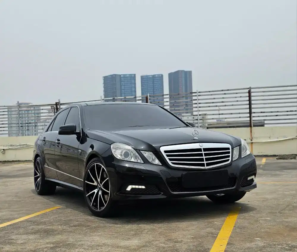 Mercedes Benz E300 Avantgarde 2010 W212