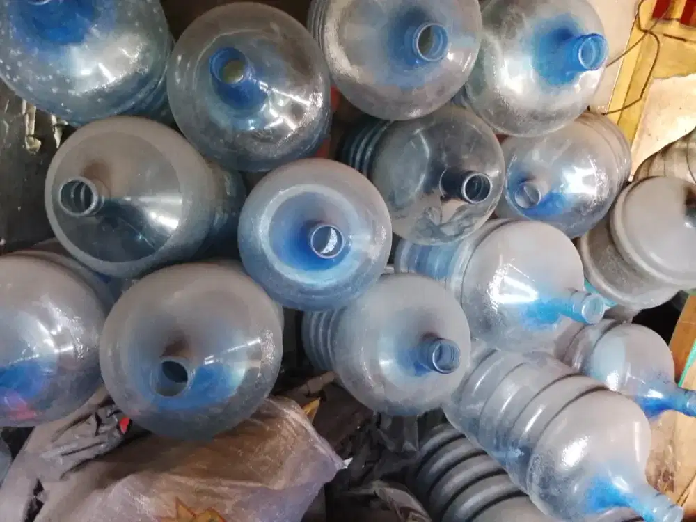 Aqua galon bekas tapi masih bagus