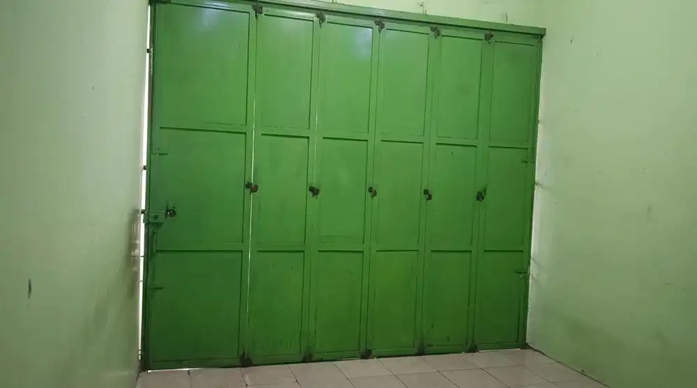 pintu besi untuk garasi