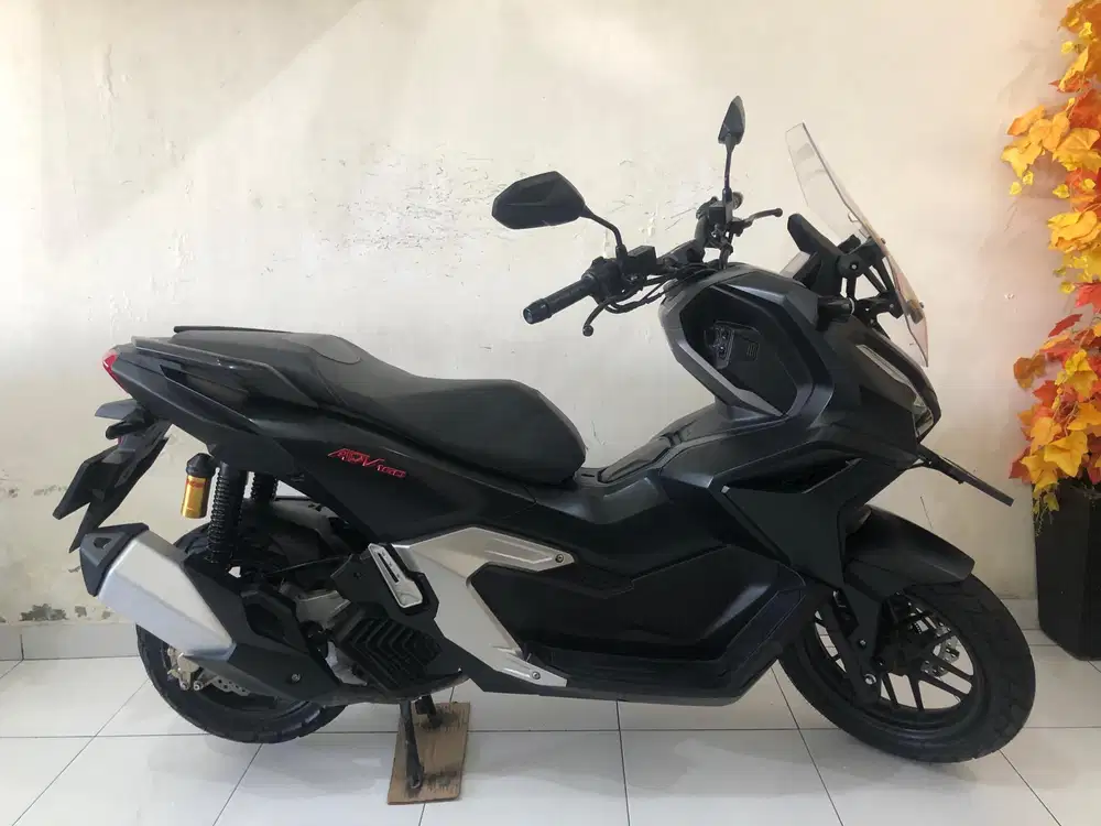 Honda ADV 160 ABS pmk 3bln!!