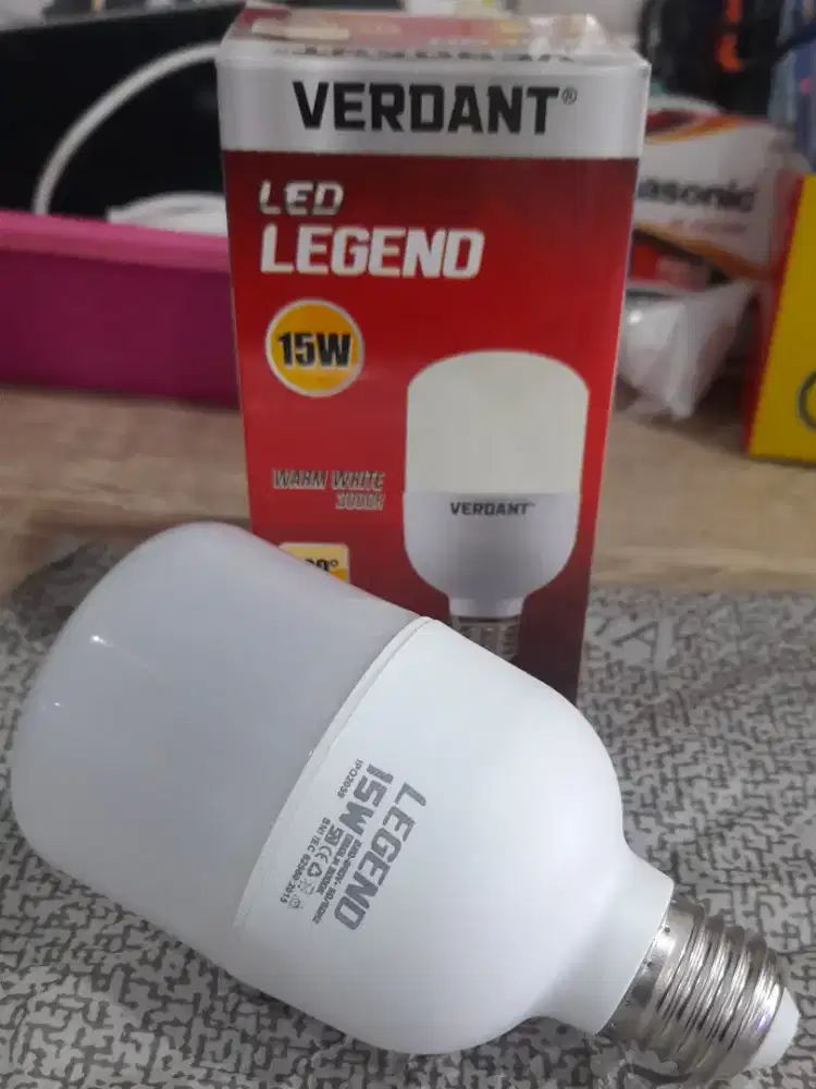 Lampu LED Verdant Legend 15watt Kuning