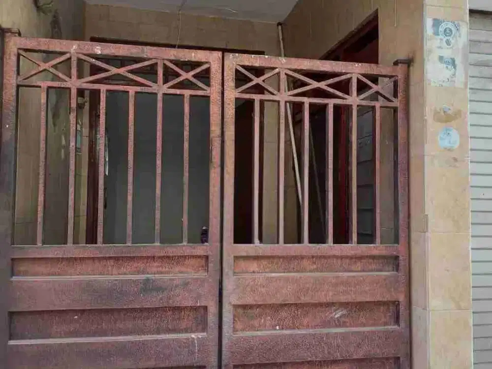 Dijual Rumah Surat Ijo di Lingkungan Yg Padat di Dupak Jaya Surabaya