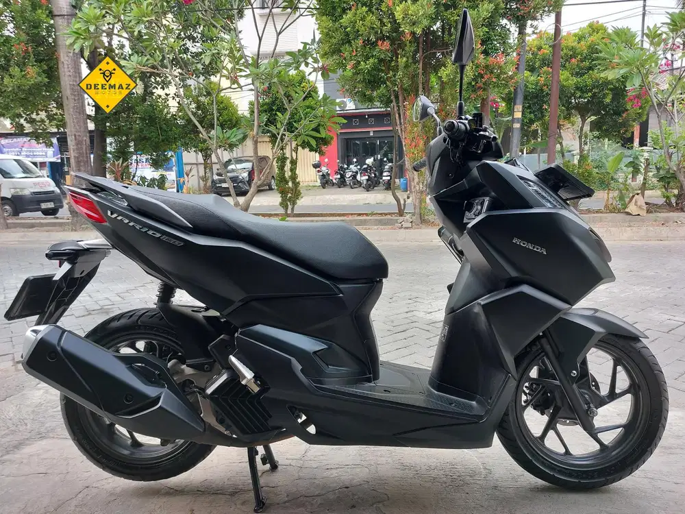 (DP 500 Rb)‼️ Vario 160 CBS Hitam 2025 Cash, Kredit & Tukar Tambah