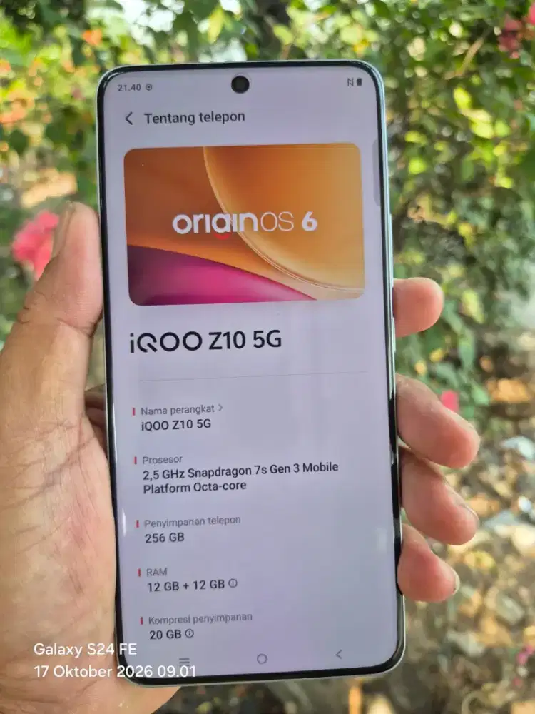 IQOO  ZIO 5G Ram 12/256 gb