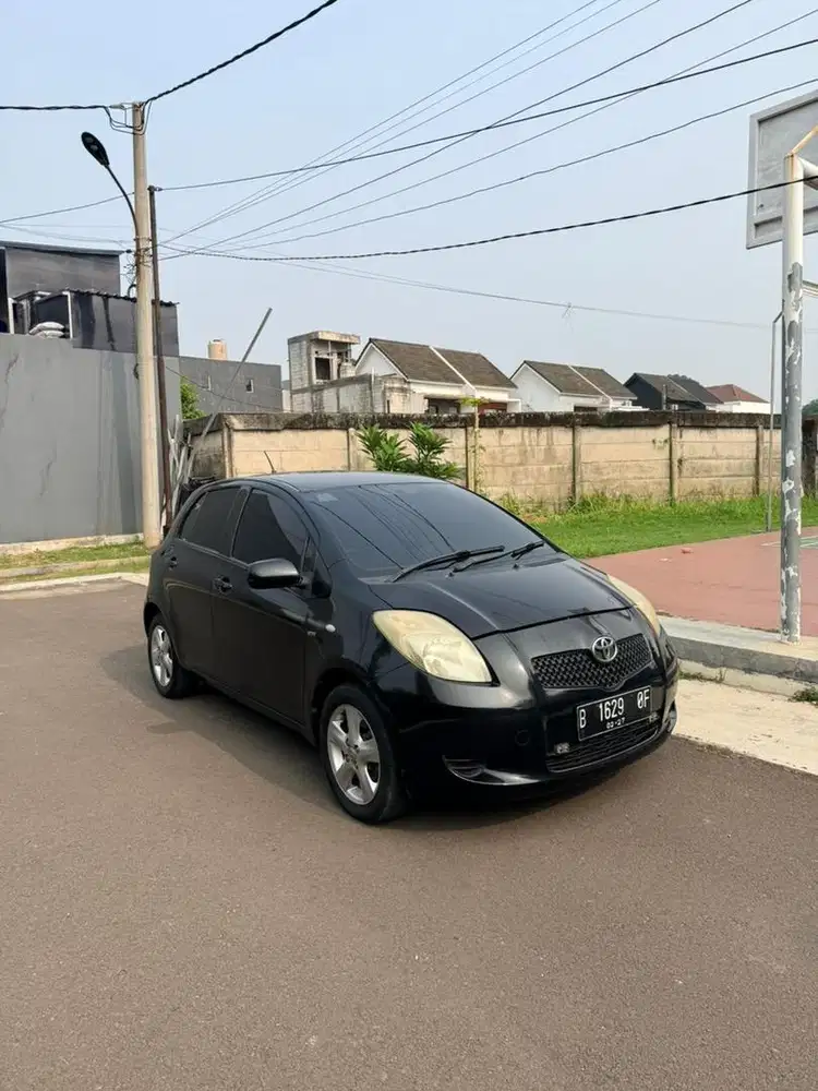 TOYOTA YARIS E AT 2006