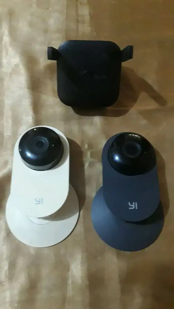 YI HOME  CAMERA DAN MI WI-FI RANGE EXTENDER PRO - XIAOMI