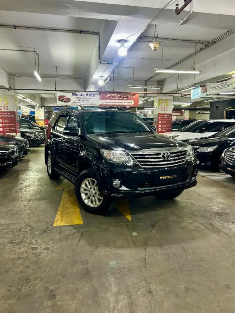 KM 15rb Toyota Fortuner 2.7 G Lux 2012 Antik 2013
