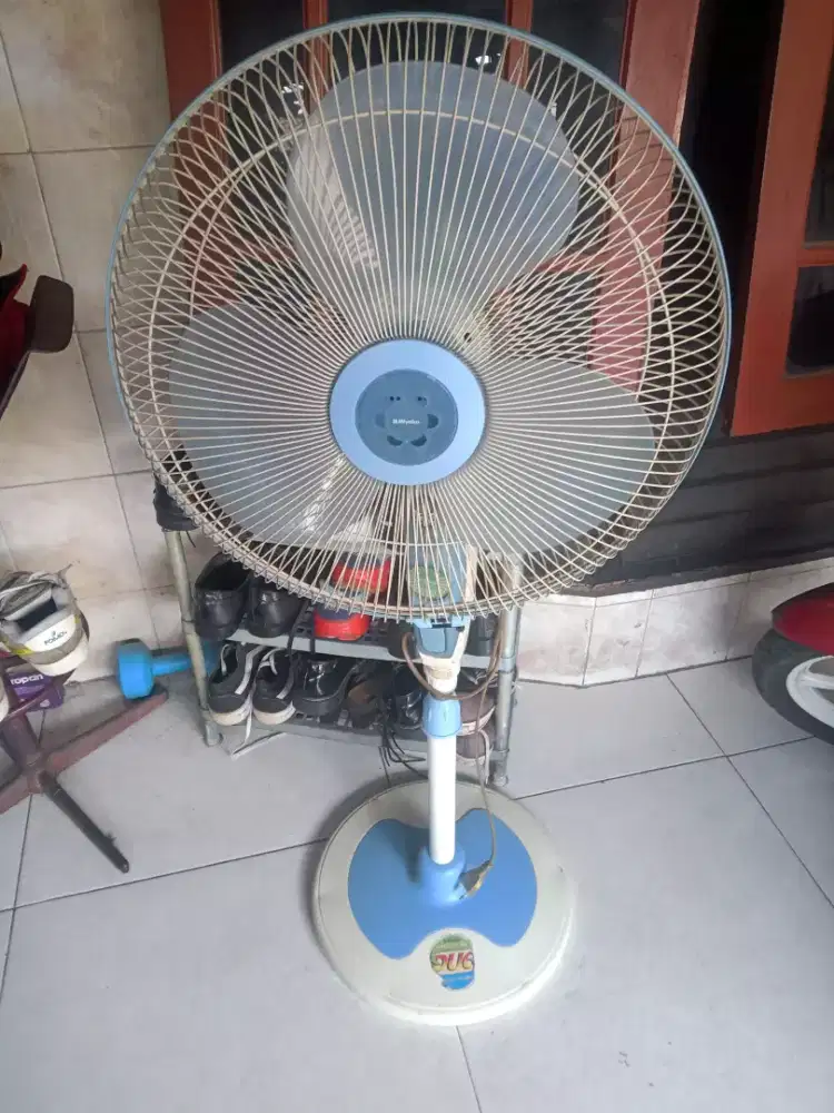Juall. Miyako.  kipas tinggi