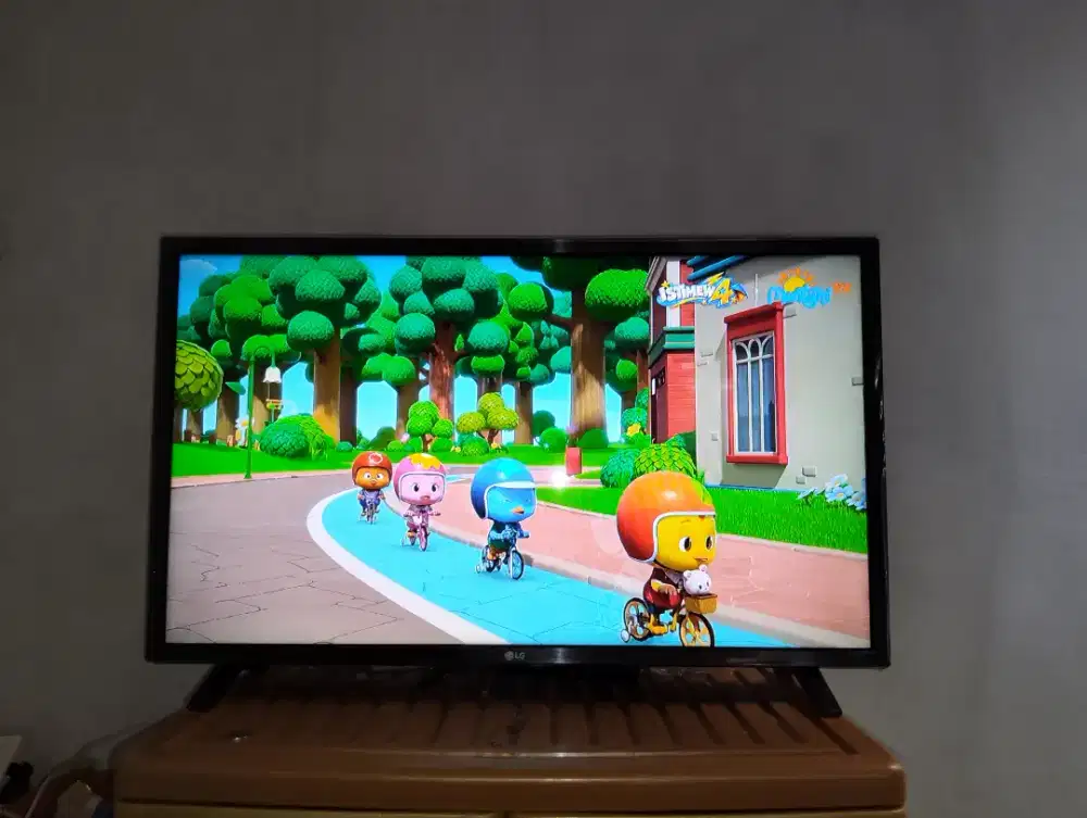 TV LG 32 inch sudah LED
